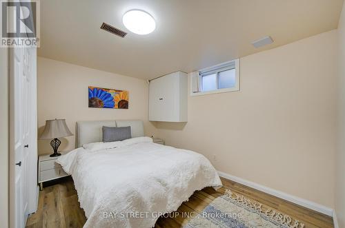 47 Cecil Street, St. Catharines, ON - Indoor Photo Showing Bedroom