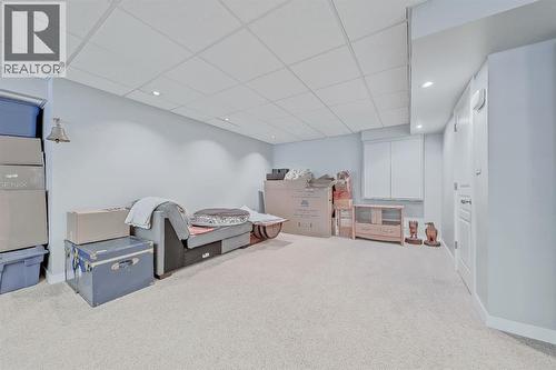 Open and spacious - 9 Copperleaf Way Se, Calgary, AB - Indoor