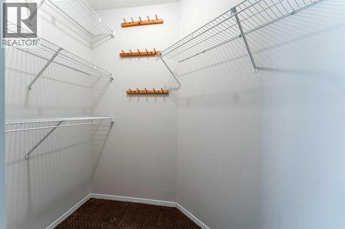 102, 1717 60 Street Se, Calgary, AB - Indoor With Storage
