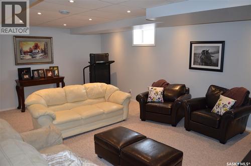 394 Standard Street, Pennant, SK - Indoor