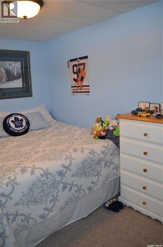 394 Standard Street, Pennant, SK - Indoor Photo Showing Bedroom