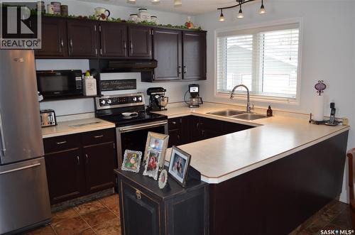394 Standard Street, Pennant, SK - Indoor Photo Showing Kitchen With Double Sink