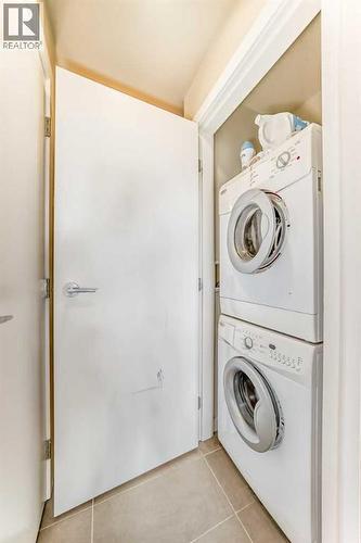 120, 707 4 Street Ne, Calgary, AB - Indoor Photo Showing Laundry Room