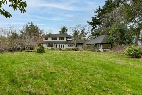 2930 Sea View Rd, Saanich, BC 