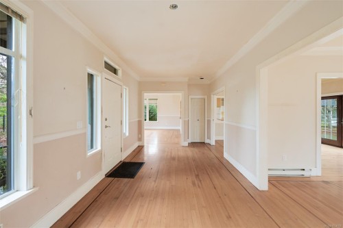 2930 Sea View Rd, Saanich, BC 