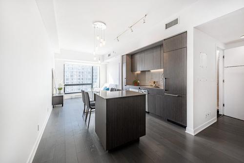 Hall d'entrée/Vestibule - 3214-1288 Av. Des Canadiens-De-Montréal, Montréal (Ville-Marie), QC - Indoor Photo Showing Kitchen