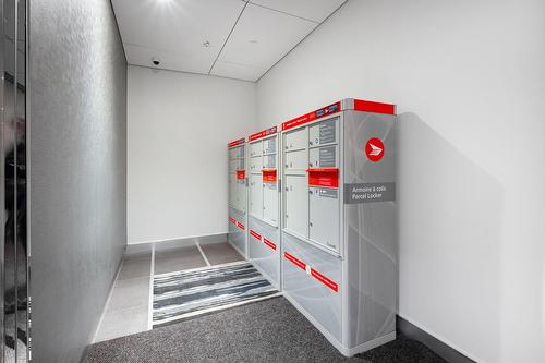 Autre - 3214-1288 Av. Des Canadiens-De-Montréal, Montréal (Ville-Marie), QC - Indoor Photo Showing Other Room