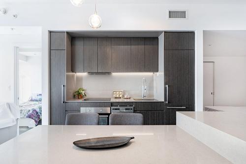 Cuisine - 3214-1288 Av. Des Canadiens-De-Montréal, Montréal (Ville-Marie), QC - Indoor Photo Showing Kitchen