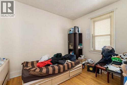 216 15 Avenue Nw, Calgary, AB - Indoor