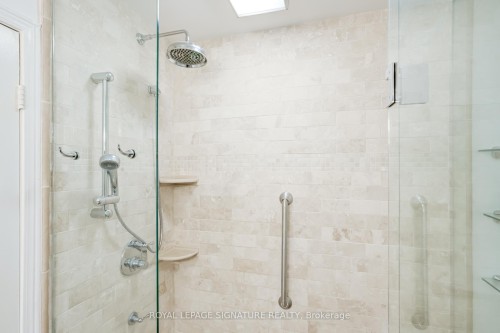 22-3420 South Millway Way, Mississauga, ON - Indoor Photo Showing Bathroom