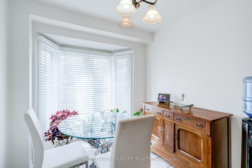 22-3420 South Millway Way, Mississauga, ON - Indoor Photo Showing Dining Room