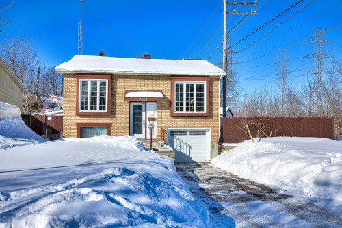 Front of Structure - 3660 Rue Isabelle, Laval (Fabreville), QC - Outdoor