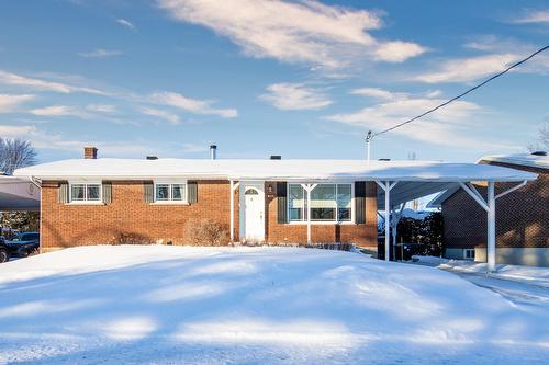 Façade - 435 Rue Frontenac, Saint-Jean-Sur-Richelieu, QC - Outdoor