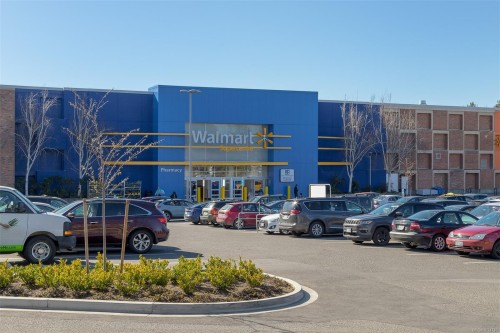 403-1560 Hillside Ave, Victoria, BC - Outdoor