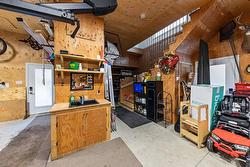 Garage - 