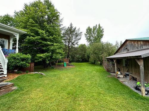 Cour - 561 Mtée Bertrand, Saint-Jean-Sur-Richelieu, QC - Outdoor With Backyard