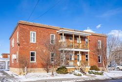 301  - 305 Rue St-Louis  Saint-Jean-Sur-Richelieu, QC J3B 1S9