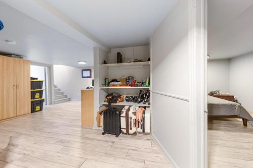 Logement - 301  - 305 Rue St-Louis, Saint-Jean-Sur-Richelieu, QC - Indoor Photo Showing Other Room