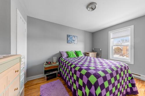 Logement - 301  - 305 Rue St-Louis, Saint-Jean-Sur-Richelieu, QC - Indoor Photo Showing Bedroom