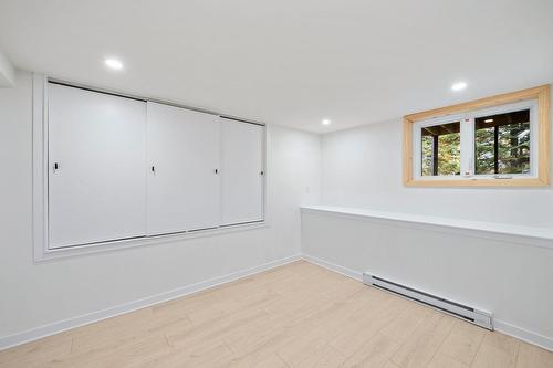 Chambre à coucher - 646 Rue Valiquette, Sainte-Adèle, QC - Indoor Photo Showing Other Room