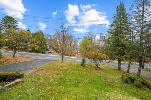 Stationnement - 646 Rue Valiquette, Sainte-Adèle, QC - Outdoor With View