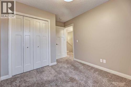 70 Masters Crescent Se, Calgary, AB - Indoor Photo Showing Other Room