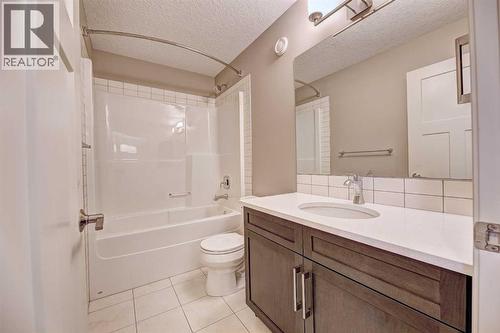 70 Masters Crescent Se, Calgary, AB - Indoor Photo Showing Bathroom