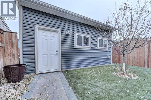 70 Masters Crescent Se, Calgary, AB - Outdoor