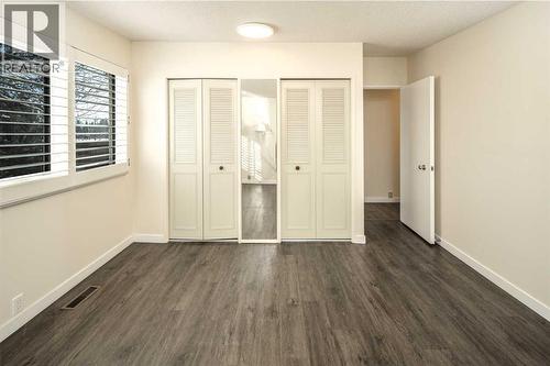 4712 Vegas Road Nw, Calgary, AB - Indoor Photo Showing Other Room