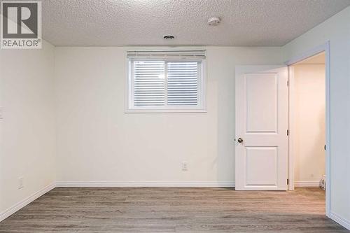 4712 Vegas Road Nw, Calgary, AB - Indoor Photo Showing Other Room