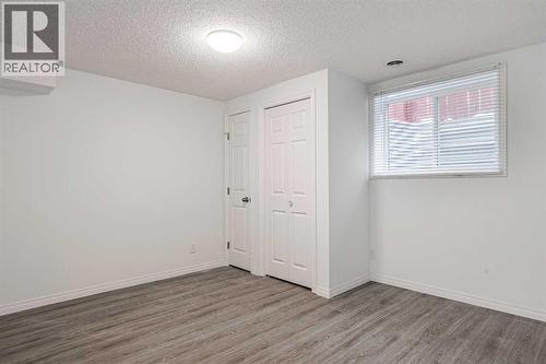 4712 Vegas Road Nw, Calgary, AB - Indoor Photo Showing Other Room