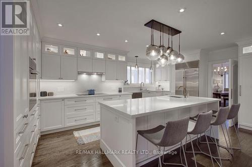 19 Whitney Avenue, Toronto, ON - Indoor Photo Showing Kitchen With Upgraded Kitchen