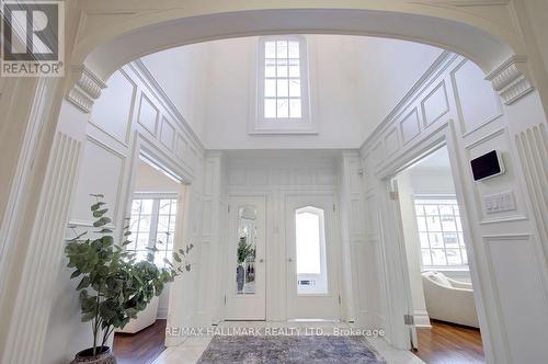 19 Whitney Avenue, Toronto, ON - Indoor Photo Showing Other Room