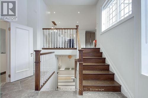 19 Whitney Avenue, Toronto, ON - Indoor Photo Showing Other Room