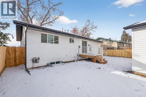432 Ogden Drive Se, Calgary, AB - Outdoor With Exterior