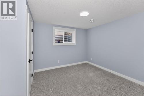 432 Ogden Drive Se, Calgary, AB - Indoor Photo Showing Other Room