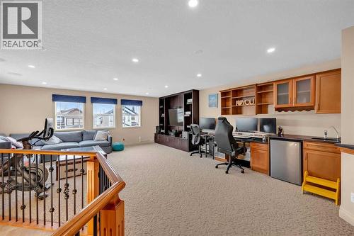 100 Cougarstone Manor Sw, Calgary, AB - Indoor