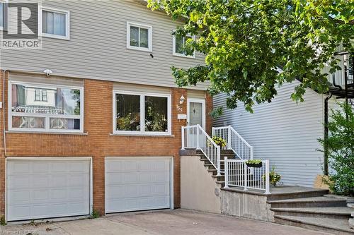 135 WEST Avenue N  Hamilton, ON L8L 5C4