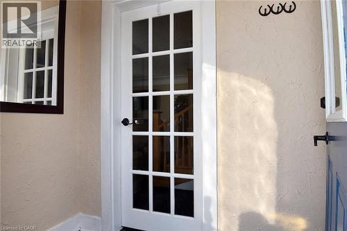 Front vestibule - inner door - 19 East 17Th Street, Hamilton, ON -  With Exterior