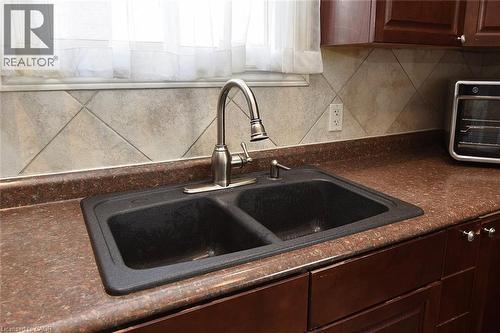 19 East 17Th Street, Hamilton, ON - Indoor Photo Showing Kitchen With Double Sink