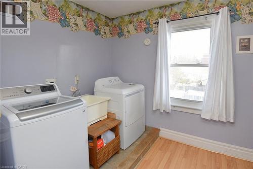 Access via Primary bedroom - 19 East 17Th Street, Hamilton, ON - Indoor Photo Showing Laundry Room