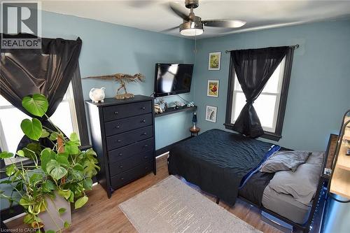 2nd on upper level - 19 East 17Th Street, Hamilton, ON - Indoor Photo Showing Bedroom