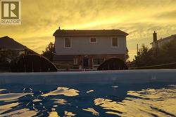 Sunset in the pool - 