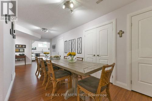 2 Hilltop Court, Springwater, ON - Indoor Photo Showing Dining Room