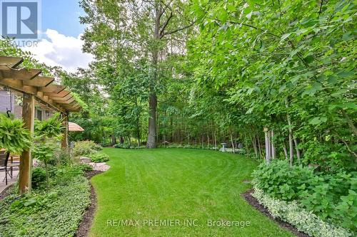 2 Hilltop Court, Springwater, ON - Outdoor