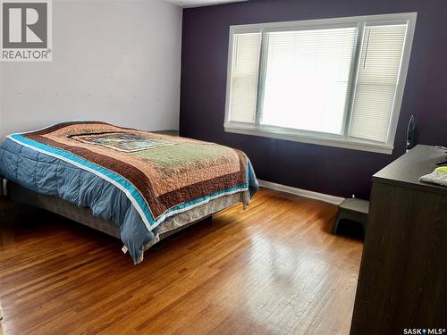 596 1St Avenue Ne, Swift Current, SK - Indoor Photo Showing Bedroom