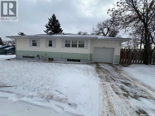 596 1St Avenue Ne, Swift Current, SK - Outdoor