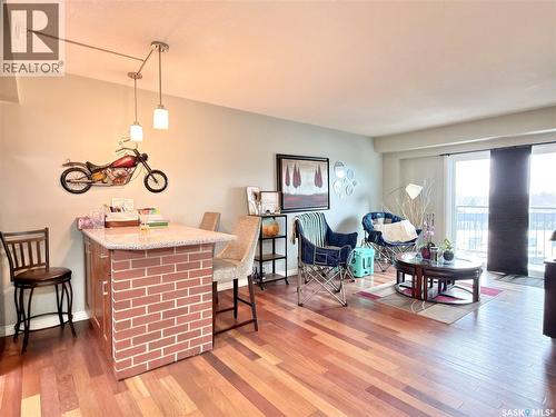 502 611 University Drive, Saskatoon, SK - Indoor