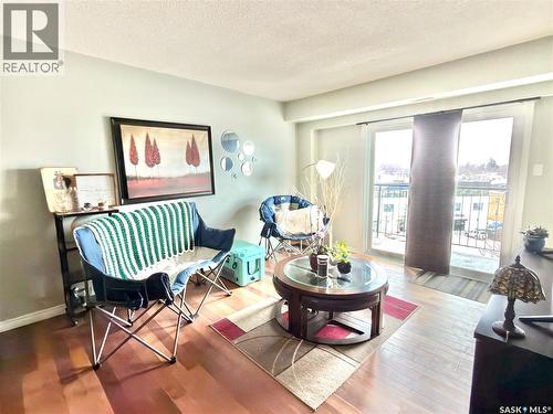 502 611 University Drive, Saskatoon, SK - Indoor Photo Showing Living Room