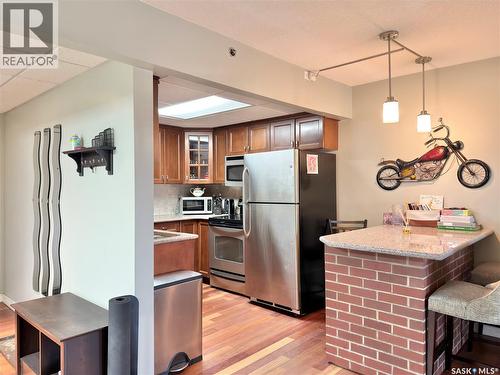 502 611 University Drive, Saskatoon, SK - Indoor Photo Showing Kitchen